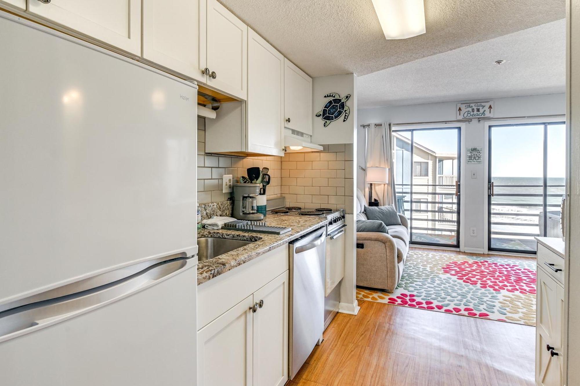 Cozy Beachfront Condo With Wifi, Views And Pool Access Миртл-Бич Экстерьер фото